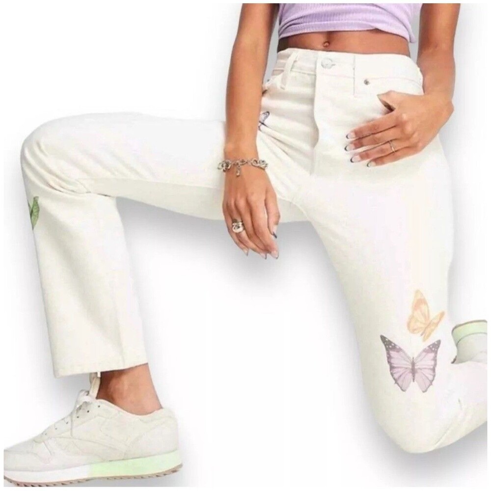Levi’s 501 Women’s 27x28 Butterfly Print Jeans High Rise Straight Button Fly